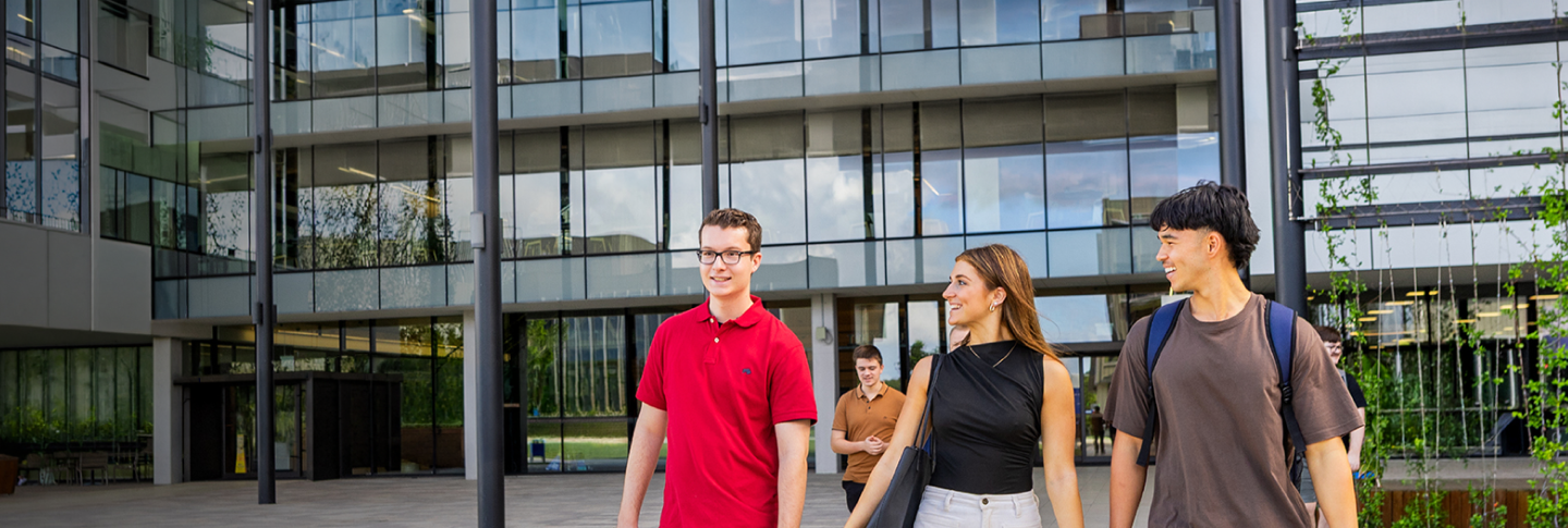 Students at the University of the Sunshine Coast campus