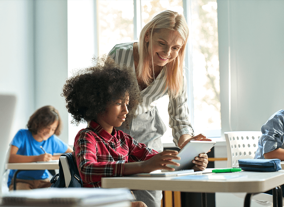 How Smart Charging Lockers Minimise Student Device Downtime in K–12