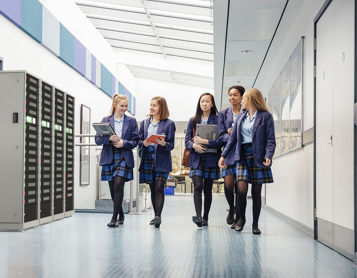 students-in-hall