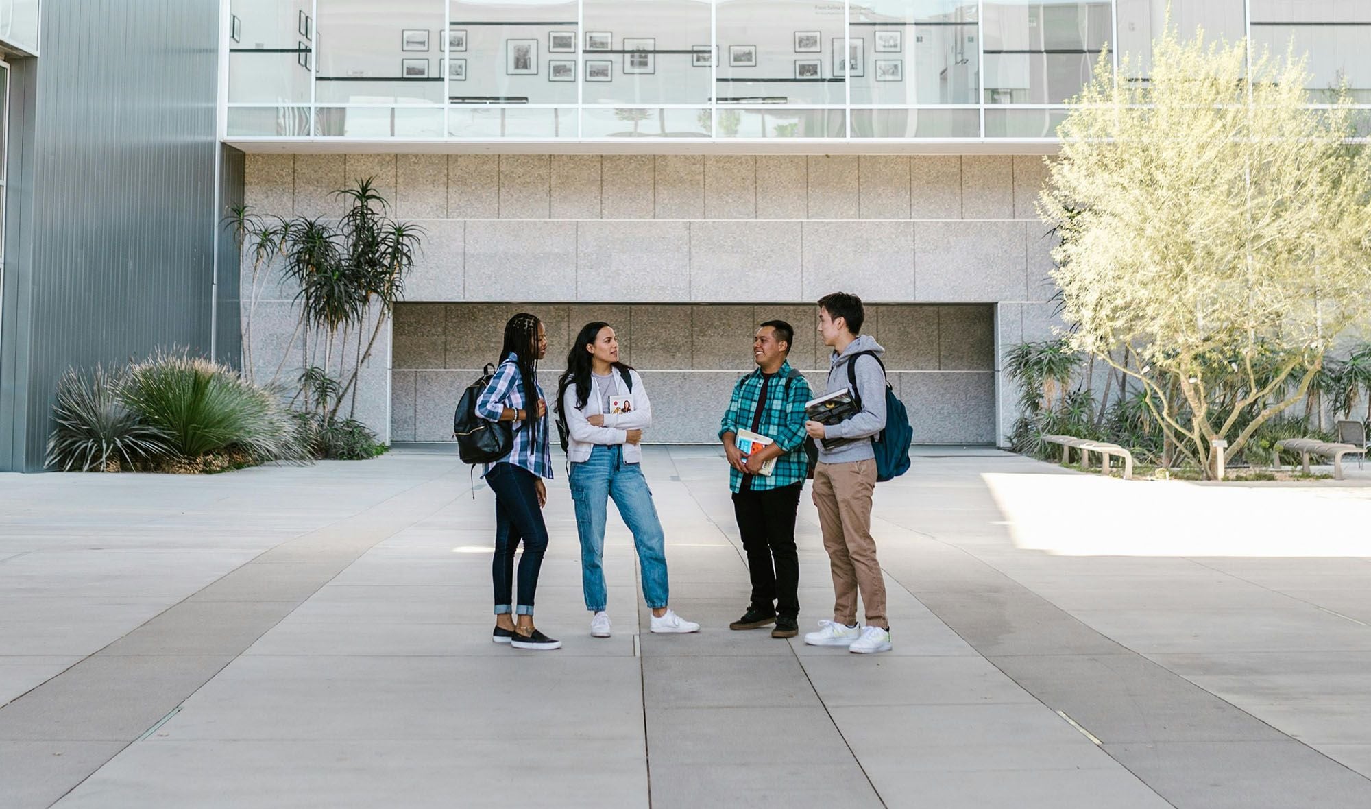 uni-students
